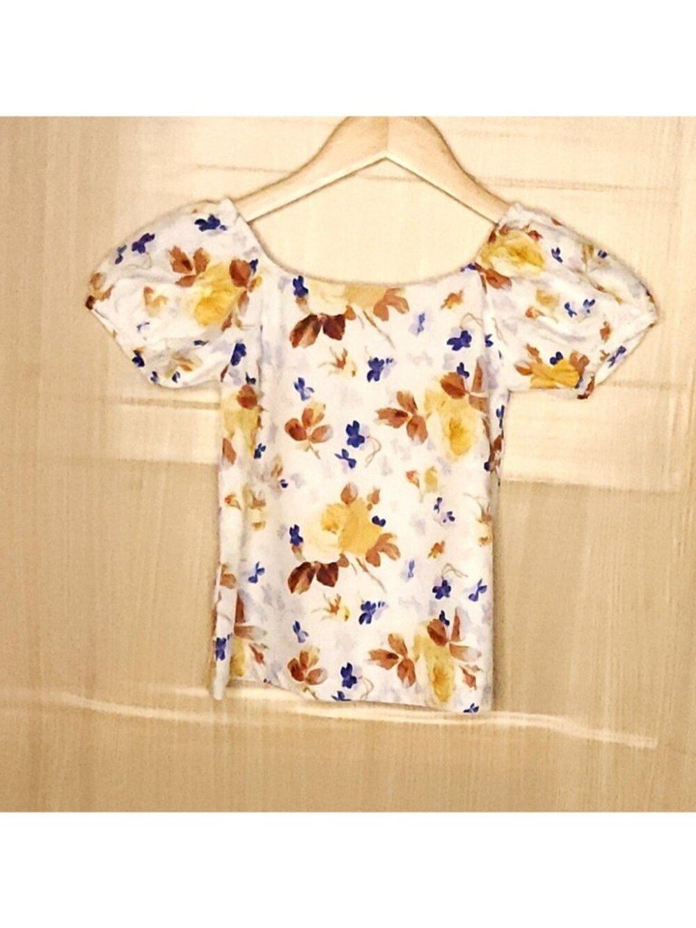 Janie & Jack Girls Cream Floral Puff Sleeve Top 5